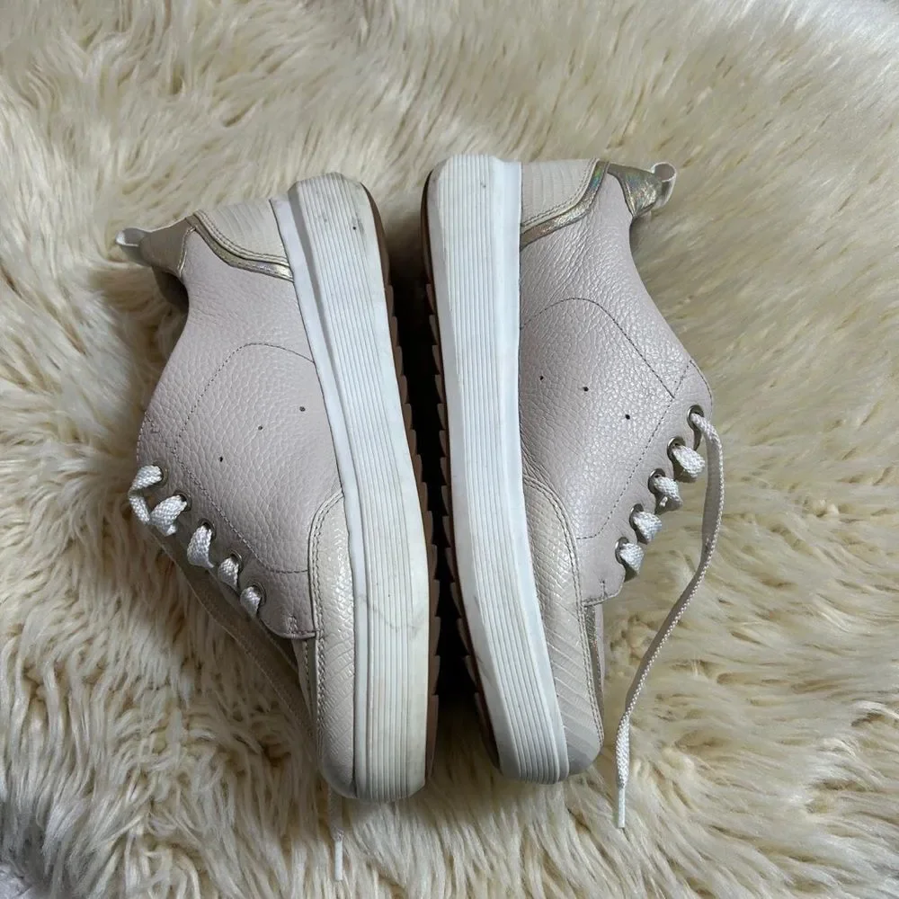 Naturalizer Cream Leather Sneakers